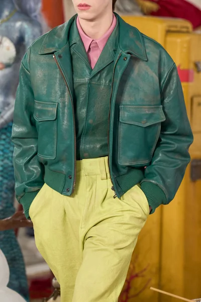 Look 117